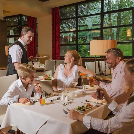 ホテル Sonngastein