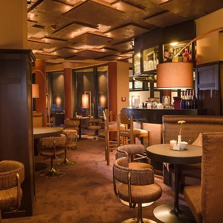 松佳斯坦家庭酒店 酒店